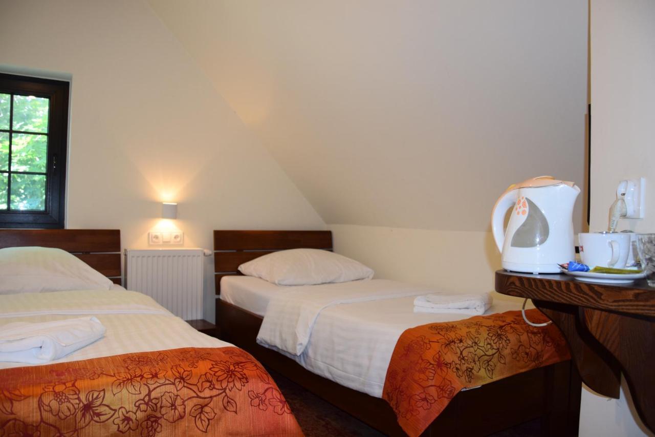 Hotel Stara Kuznia Mazurska à Węgorzewo Extérieur photo