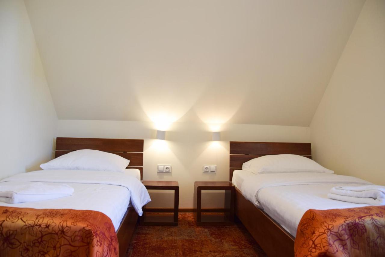 Hotel Stara Kuznia Mazurska à Węgorzewo Extérieur photo