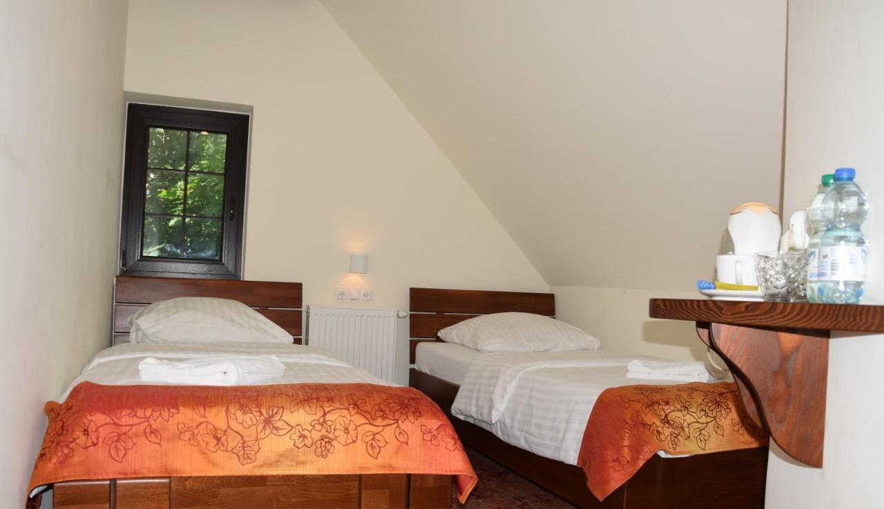 Hotel Stara Kuznia Mazurska à Węgorzewo Extérieur photo