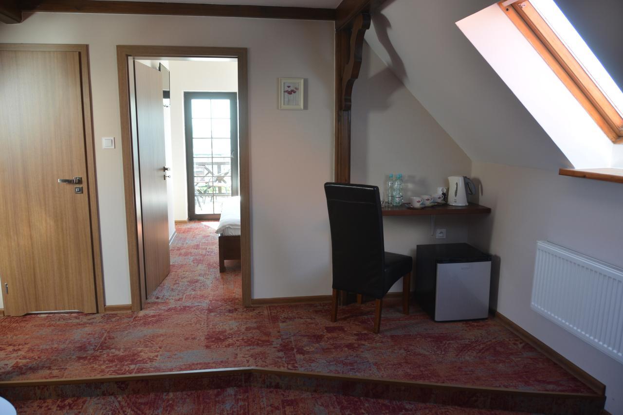 Hotel Stara Kuznia Mazurska à Węgorzewo Extérieur photo
